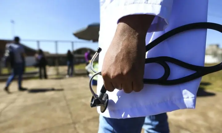 STJ restabelece punições do MEC para cursos de medicina com nota baixa
