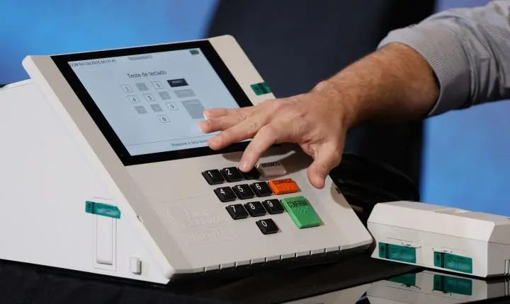 Totalização dos votos nas eleições é um processo auditável e seguro, diz TSE