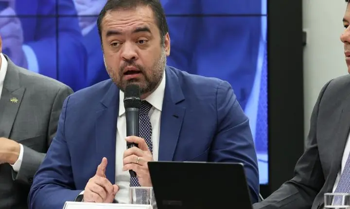 TSE confirma inelegibilidade de Claudio Castro e Rodrigo Bacellar