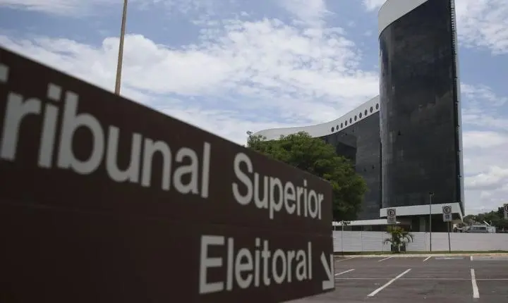 TSE restabelece pena de vereador por violência política de gênero